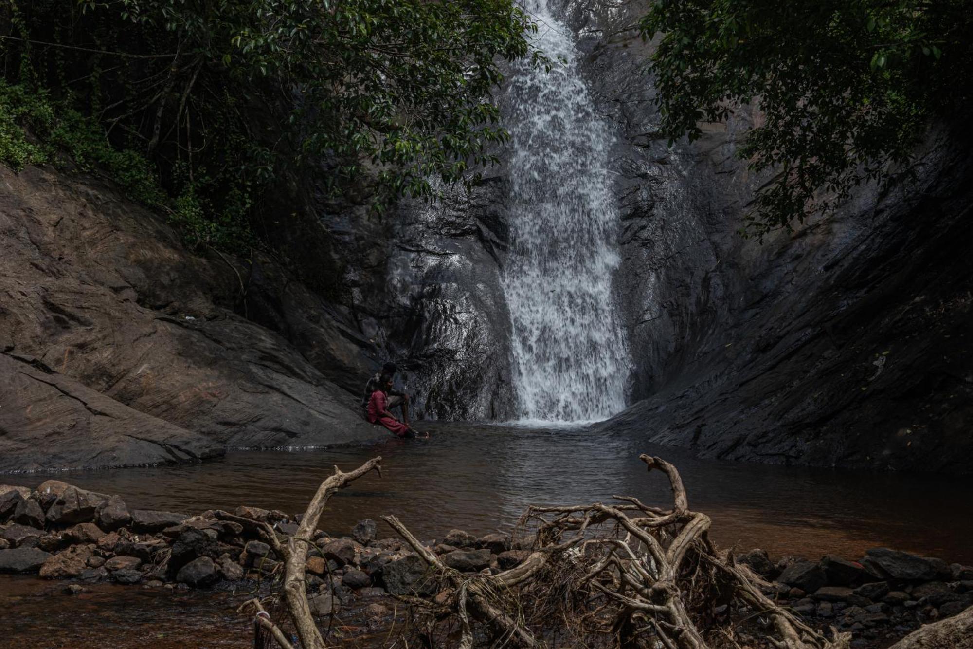 Aruvikuzhy Waterfalls Villa Kozhancheri Luaran gambar